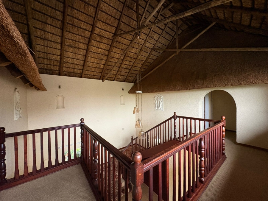 5 Bedroom Property for Sale in Protea Park North West